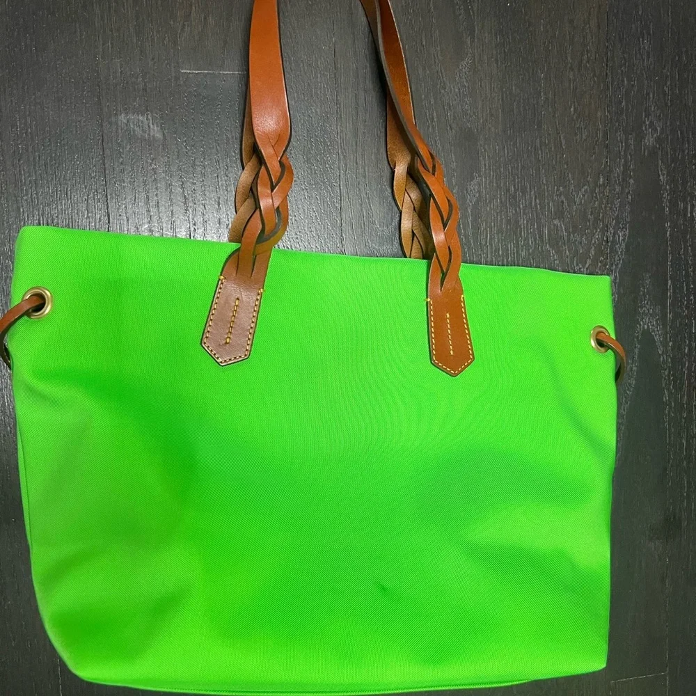 Dooney & Bourke Green Tote Bag - Picture 3 of 4